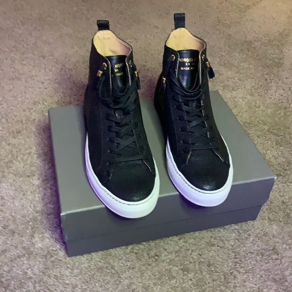 Android Homme G.R. 1.618 - Picture 1 of 4